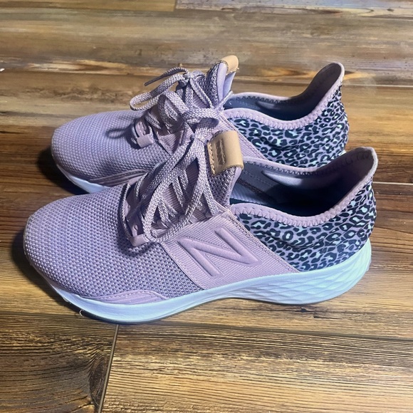 New Balance Shoes - Womens new balance size 7.5 like new